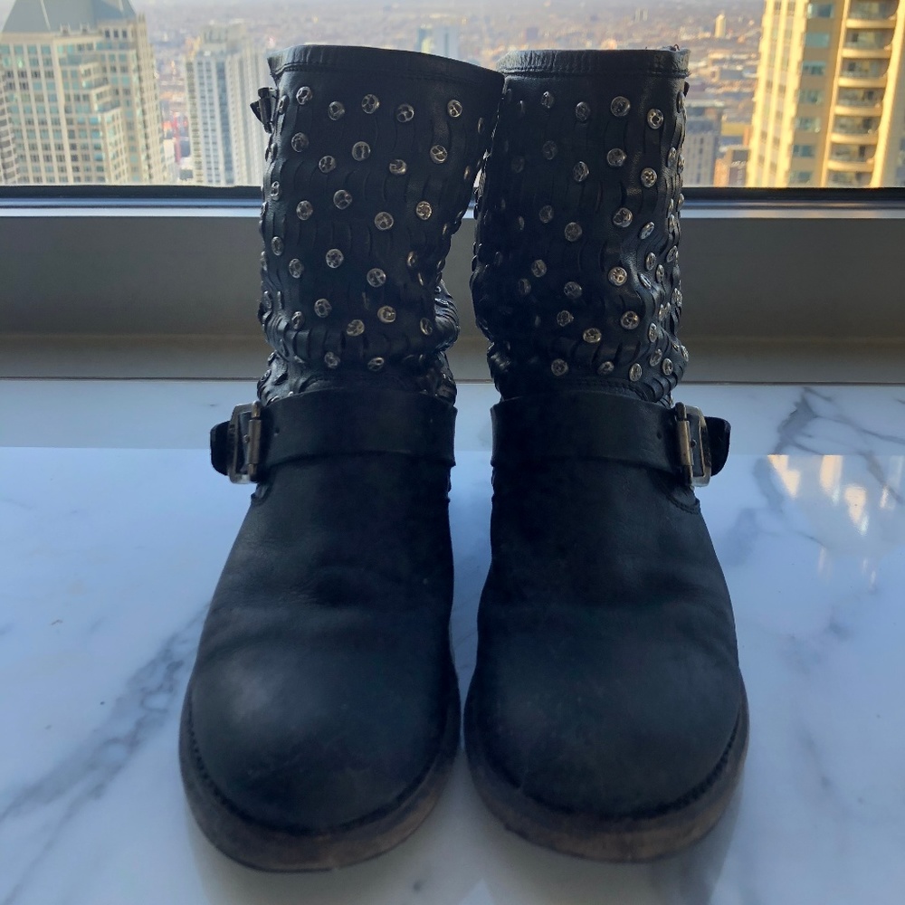 FRYE Jenna Cut Stud Black Boot